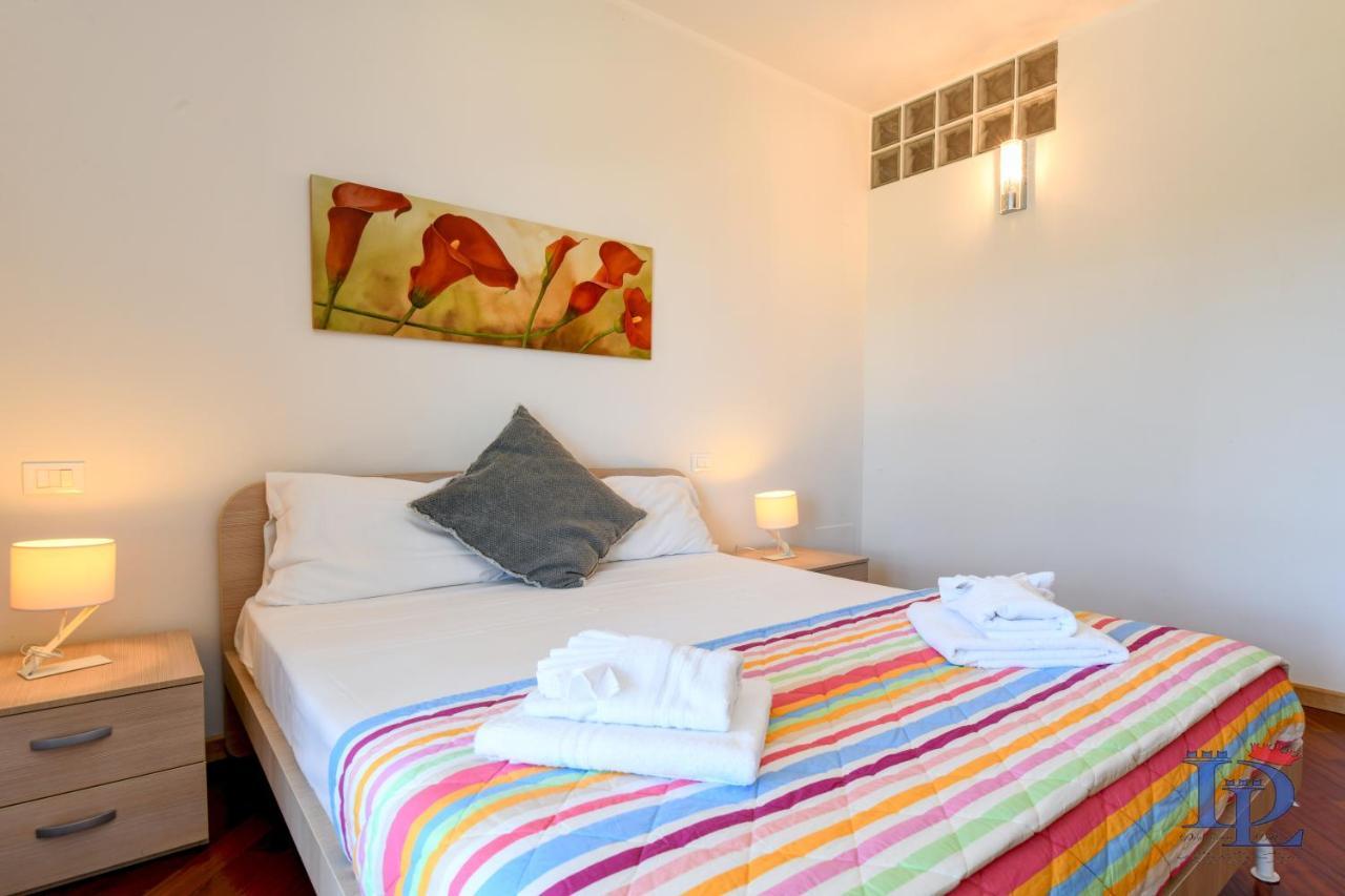 Desenzanoloft Official Partner Marriott Homes & Villas -Butterfly And 5 Pools Family Apartment Desenzano del Garda Exteriér fotografie